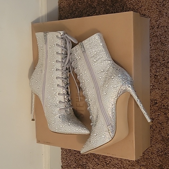 Steve Madden Blingy Valency Rhinestone Stilletto Heel Zip and Lace-Up Booties - Picture 11 of 16